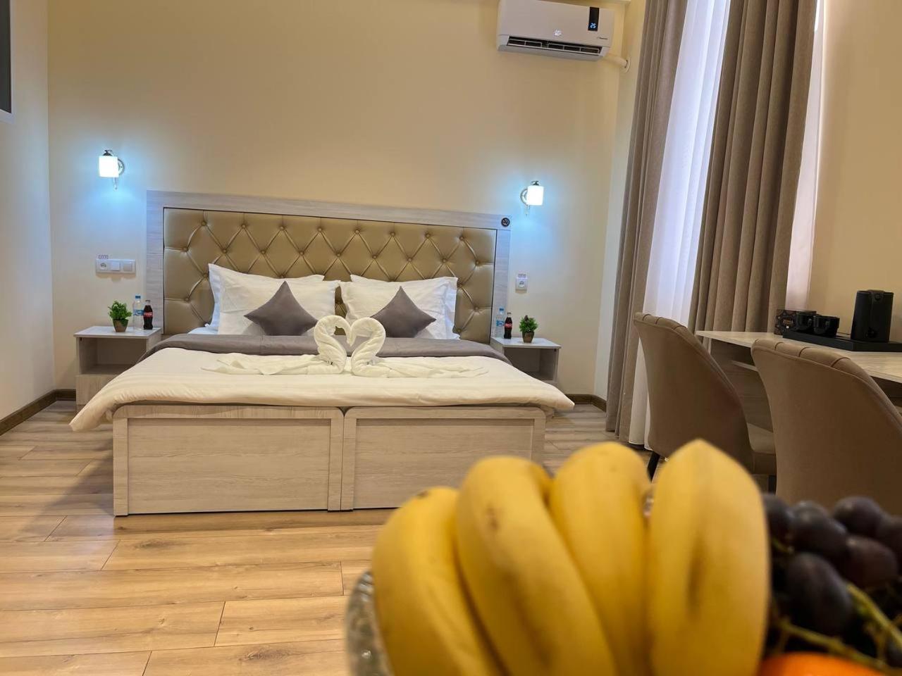 Aks Hotel Tasken Kültér fotó