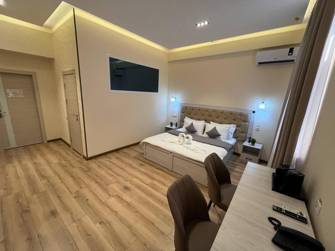 Aks Hotel Tasken Kültér fotó