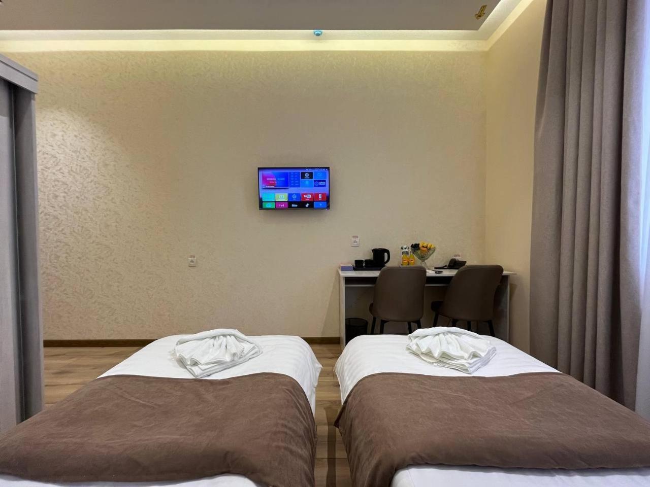 Aks Hotel Tasken Kültér fotó