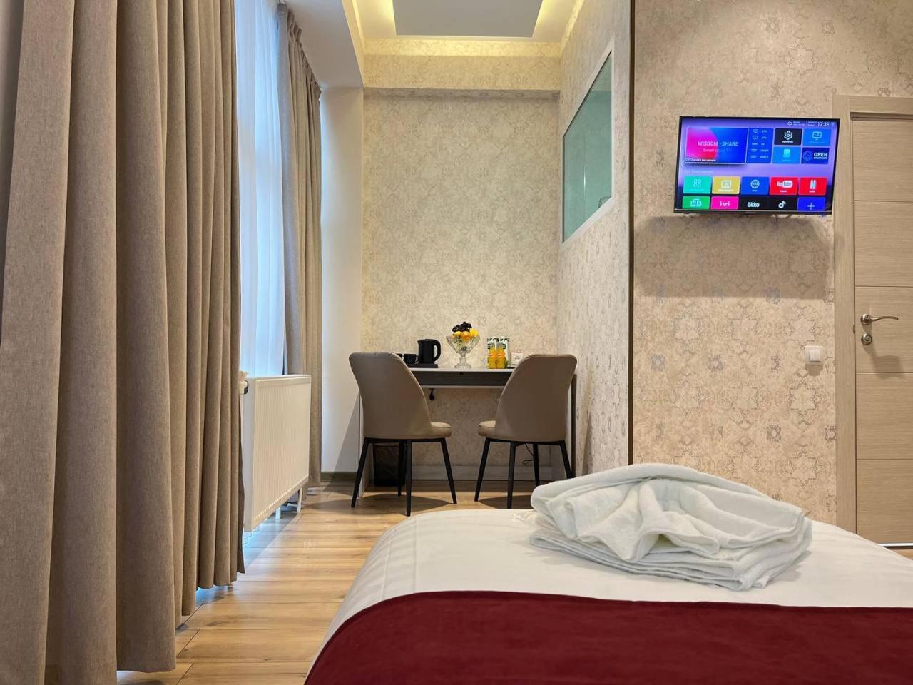 Aks Hotel Tasken Kültér fotó