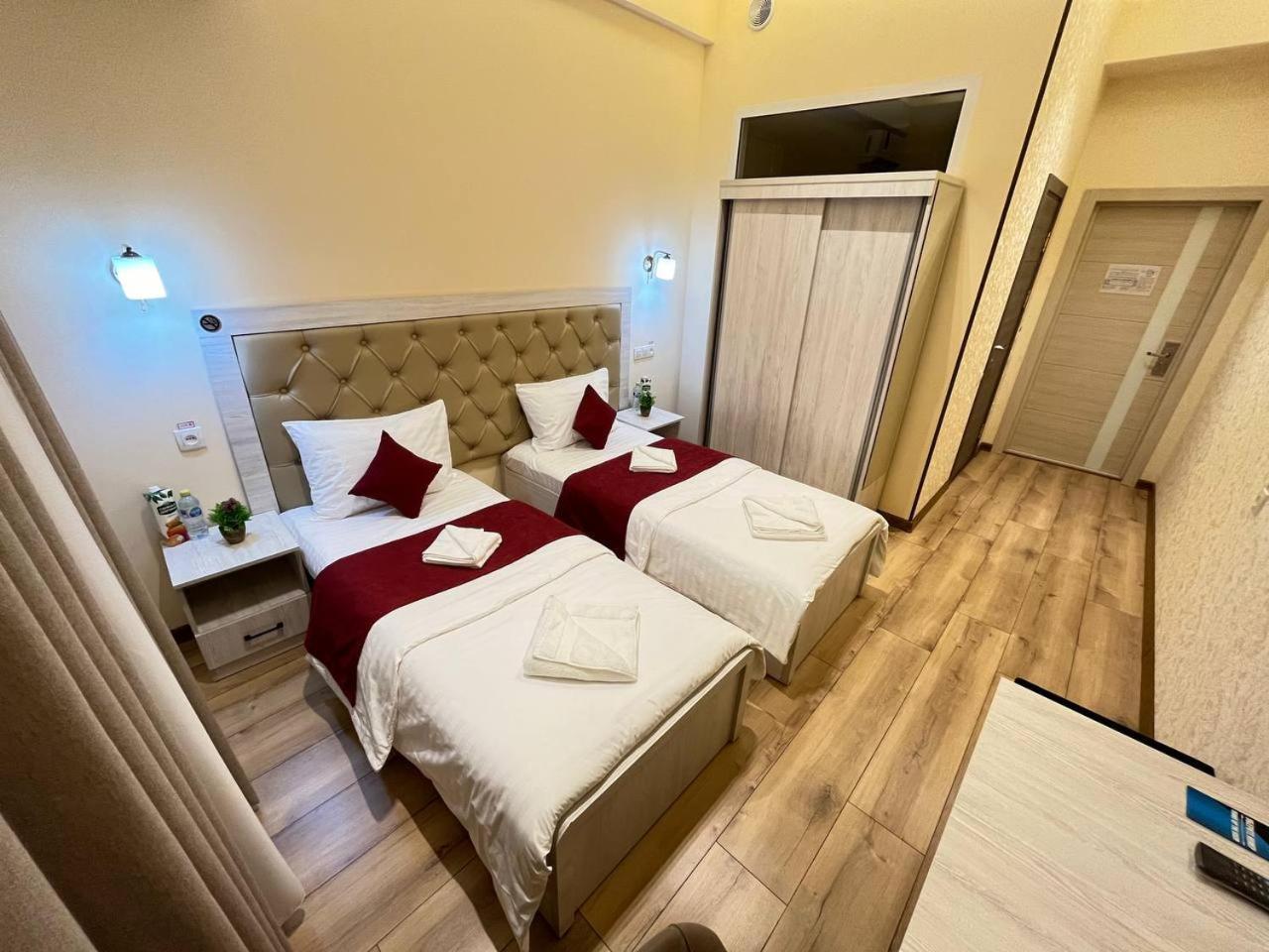 Aks Hotel Tasken Kültér fotó
