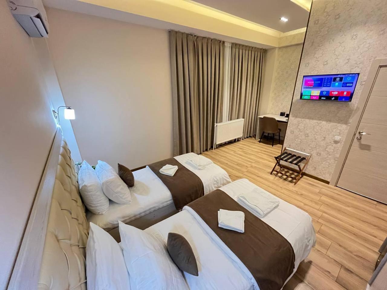Aks Hotel Tasken Kültér fotó