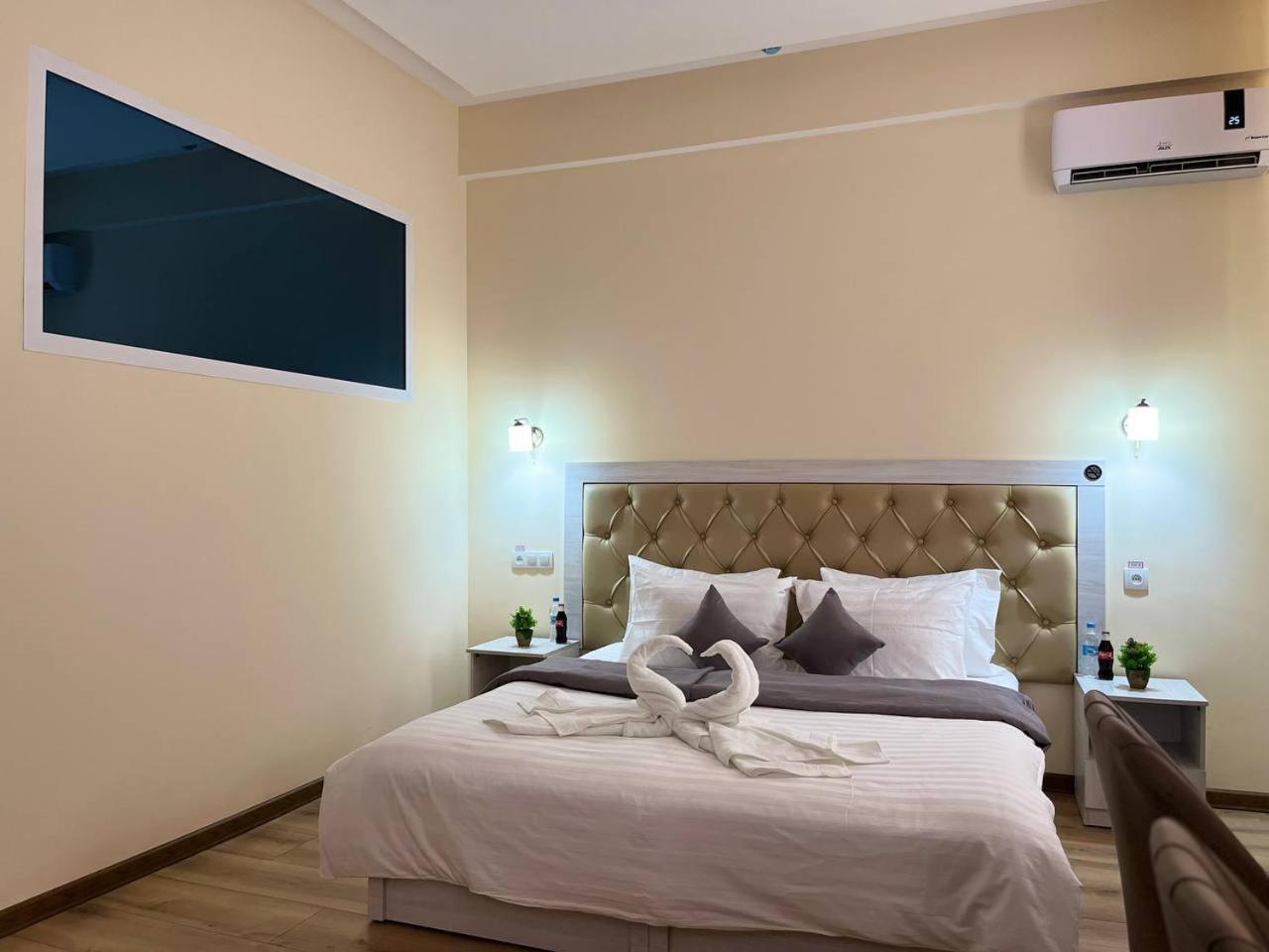 Aks Hotel Tasken Kültér fotó